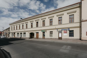 Apartmán 3, Suvorovova 158